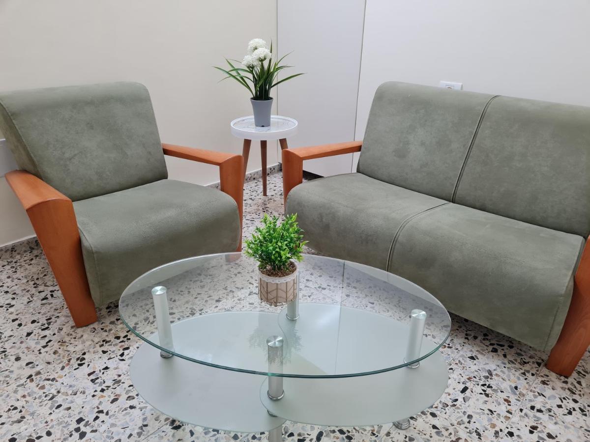 Rizik'S Guest House Nasaret Eksteriør bilde